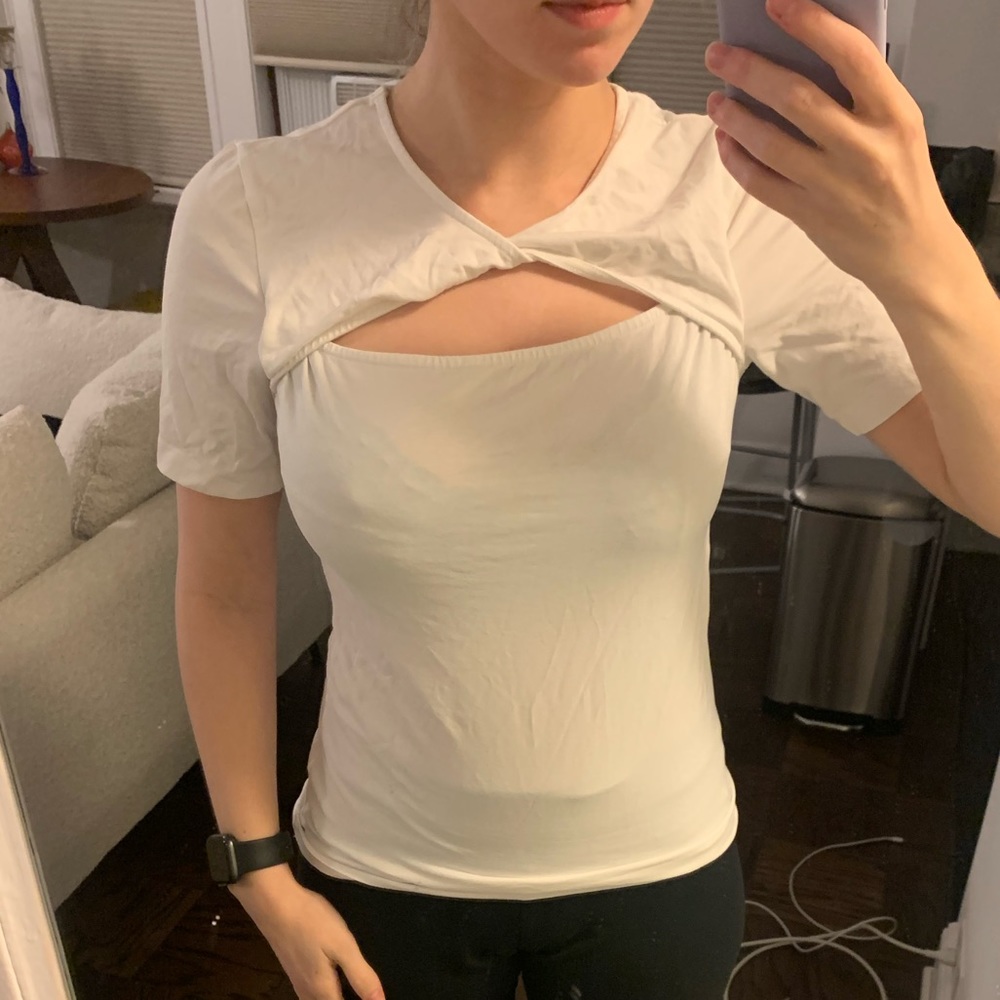 Twist collar top